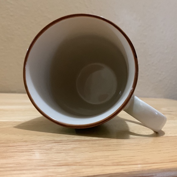 World Market tropical bird ceramic mug. Green with colorful bird - Picture 5 of 9